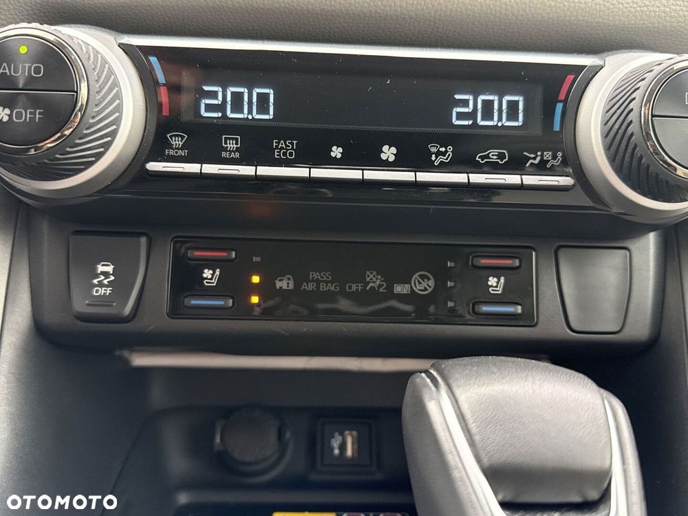 Toyota RAV4 - 26