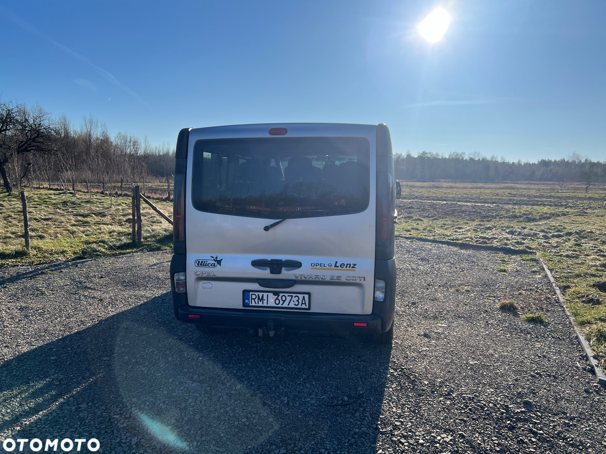 Opel Vivaro - 12