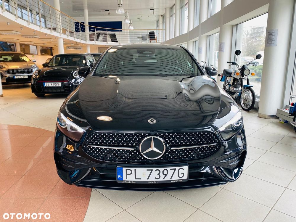 Mercedes-Benz Klasa A 200 d AMG Line 8G-DCT - 3