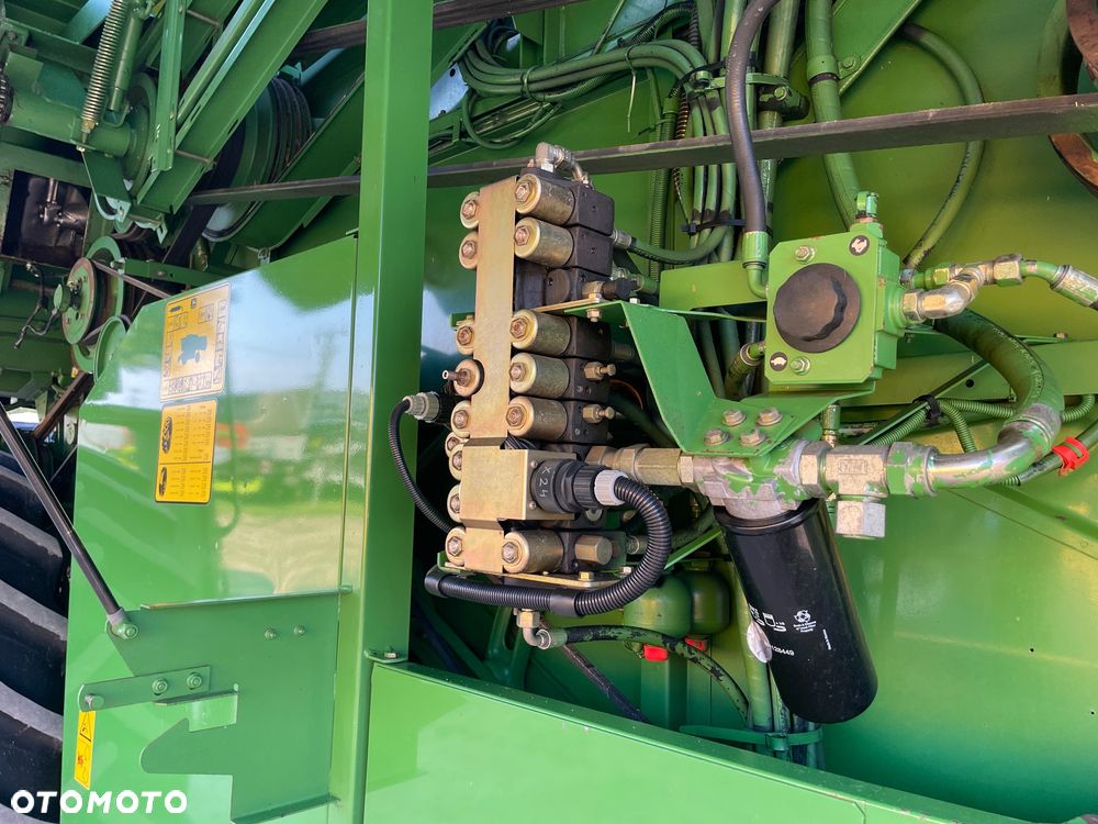 John Deere 2258 Hillmaster - 8