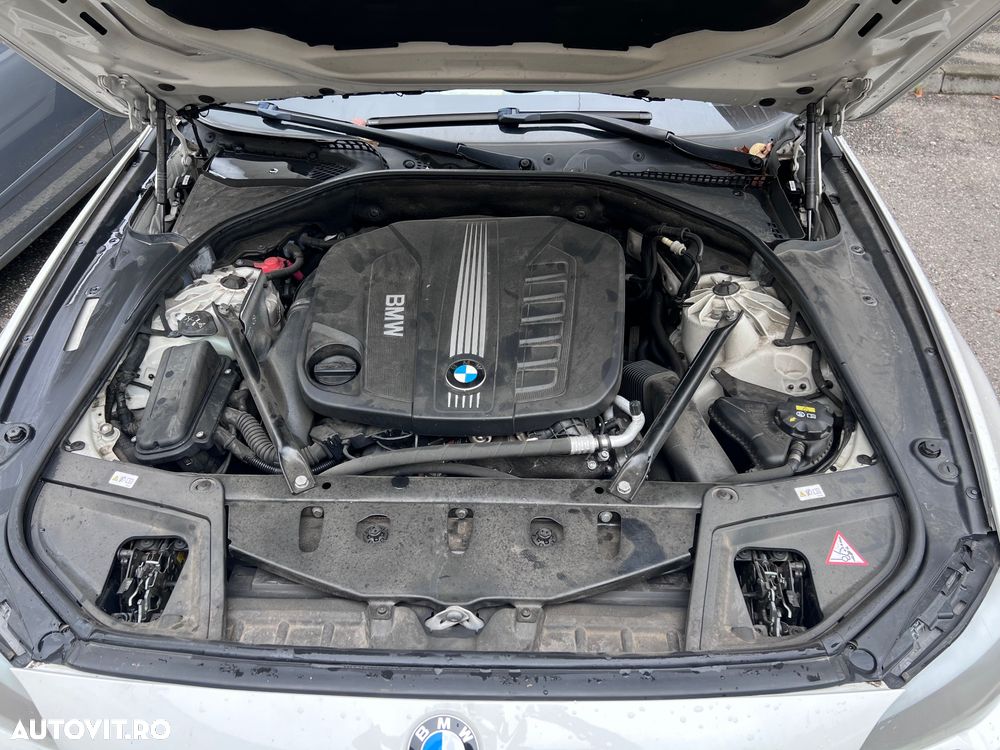 BMW Seria 5 530d Aut. Luxury Line - 8