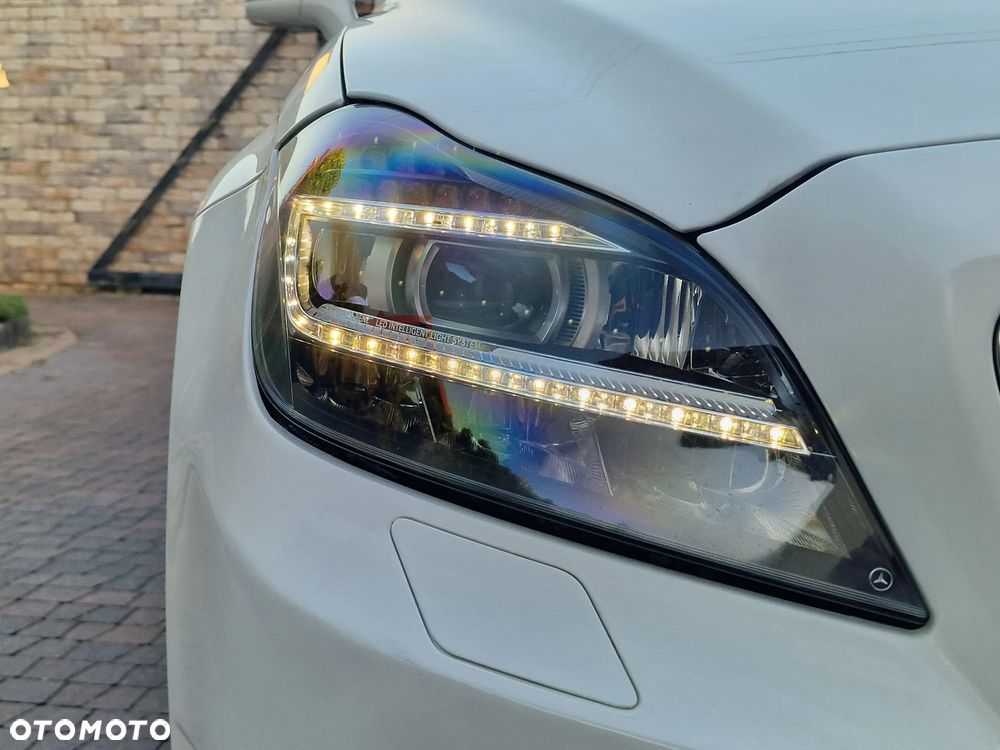 Mercedes-Benz CLS 500 BlueEff - 13