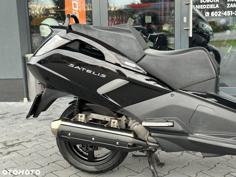 Peugeot Satelis - 8