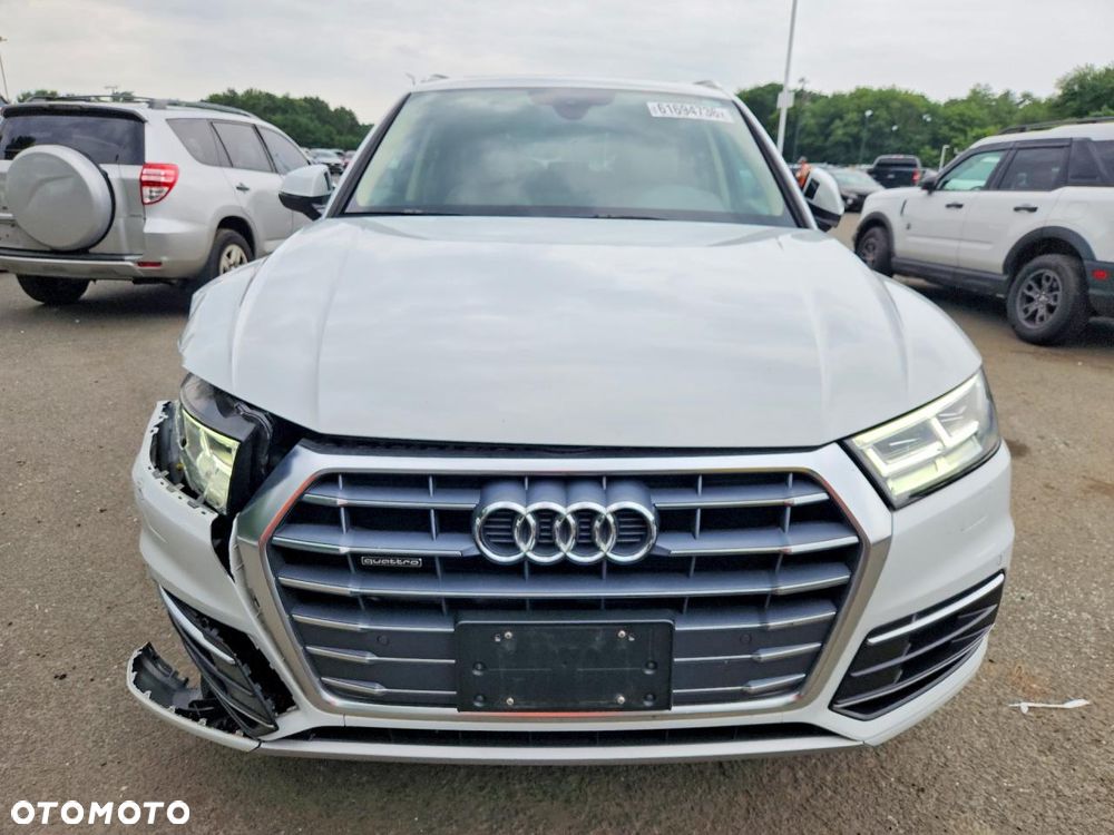 Audi Q5 - 2