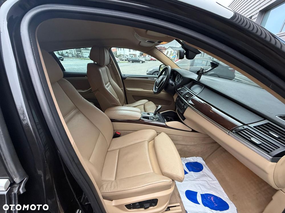BMW X6 - 13