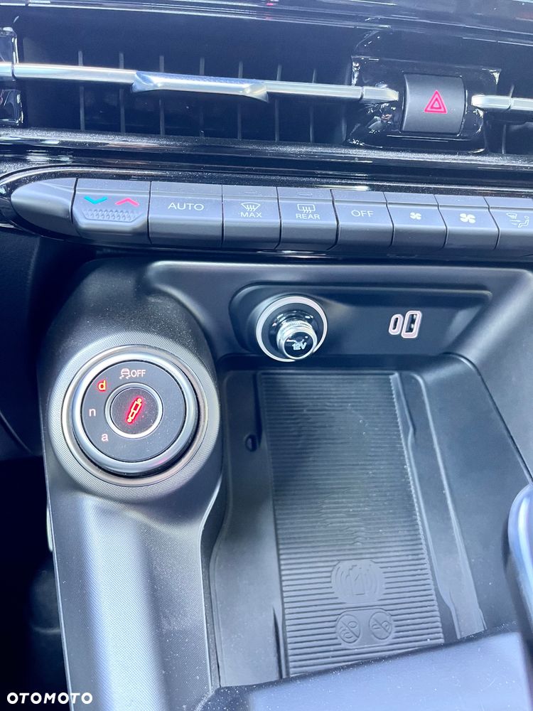 Alfa Romeo Tonale 1.5 T4 GSE mHEV Veloce DCT - 11