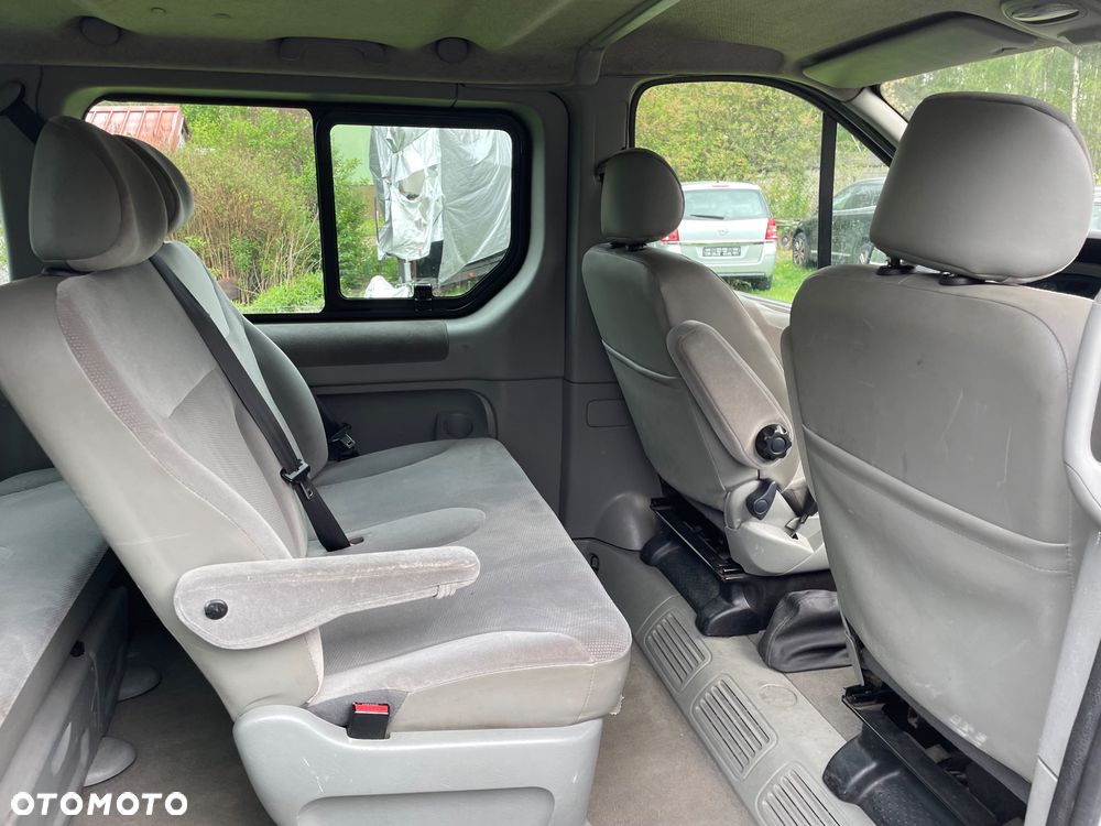 Opel Vivaro - 14