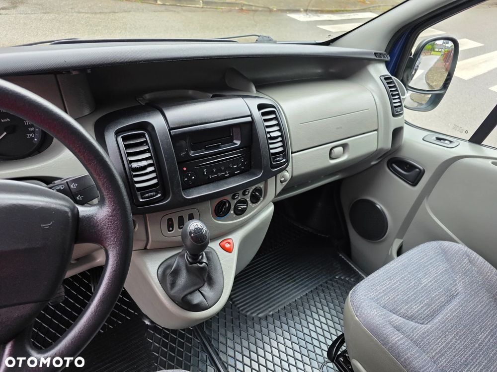 Renault Trafic - 14