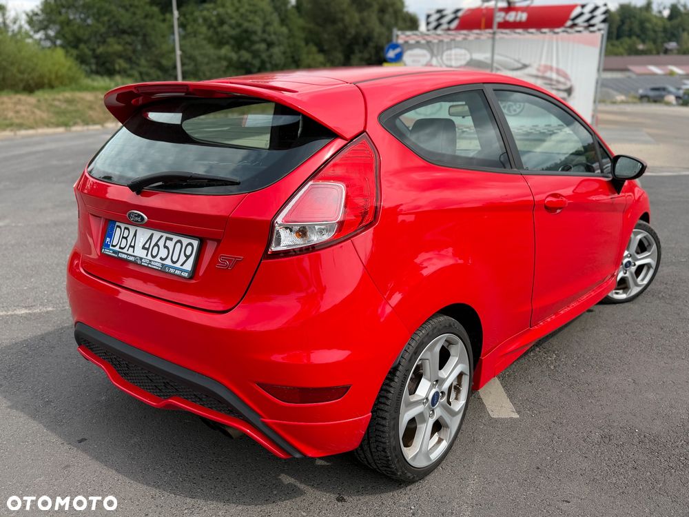 Ford Fiesta 1.6 EcoBoost ST - 3
