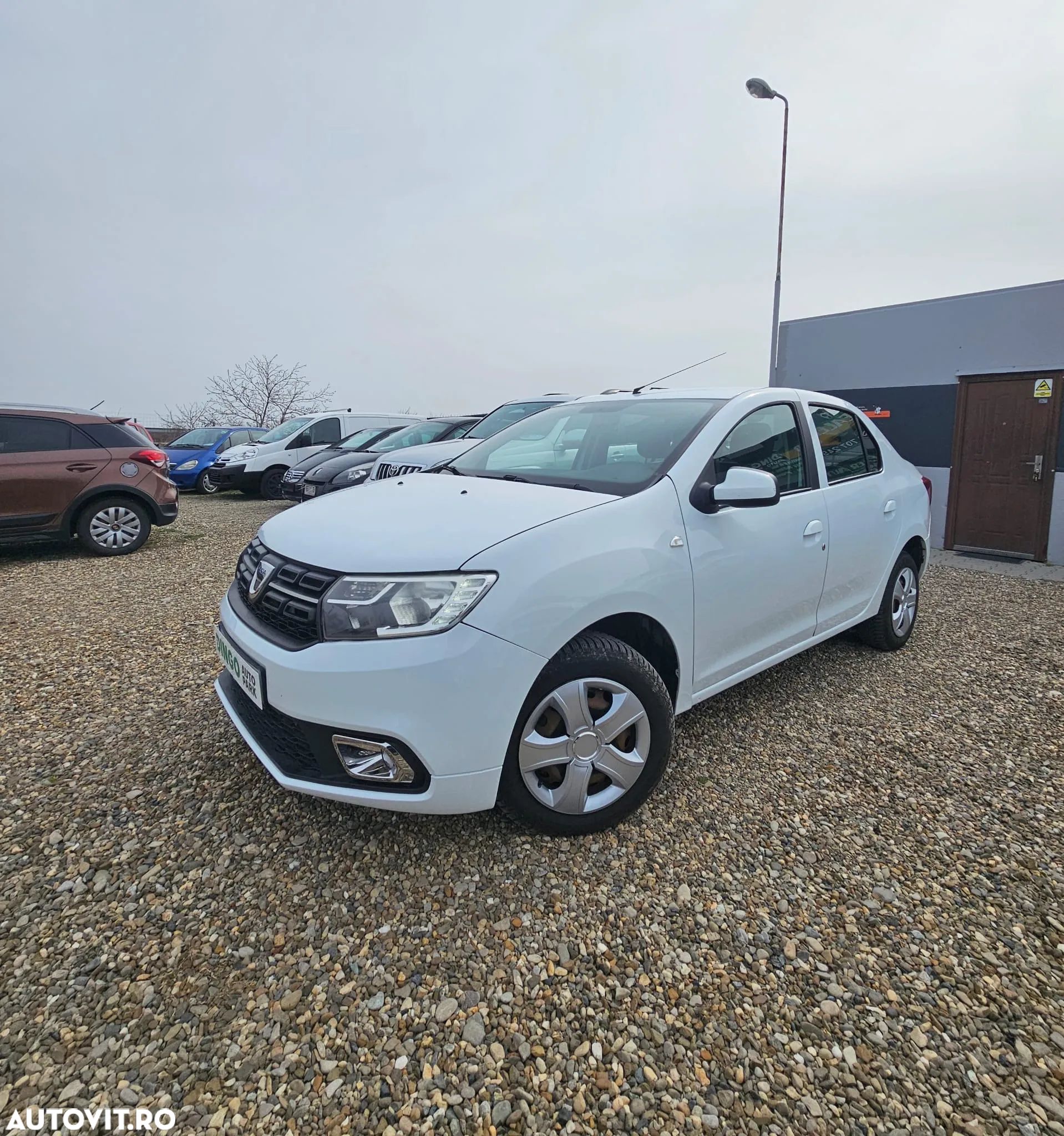 Dacia Logan 1.5 Blue dCi Laureate - 1