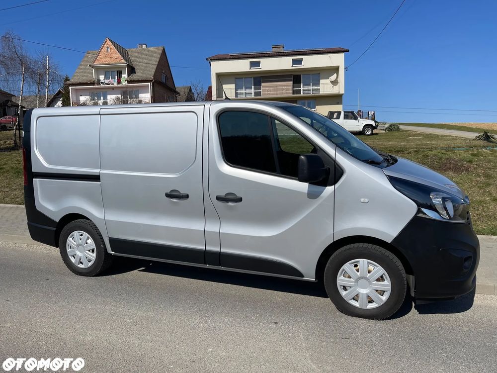 Opel Vivaro - 9