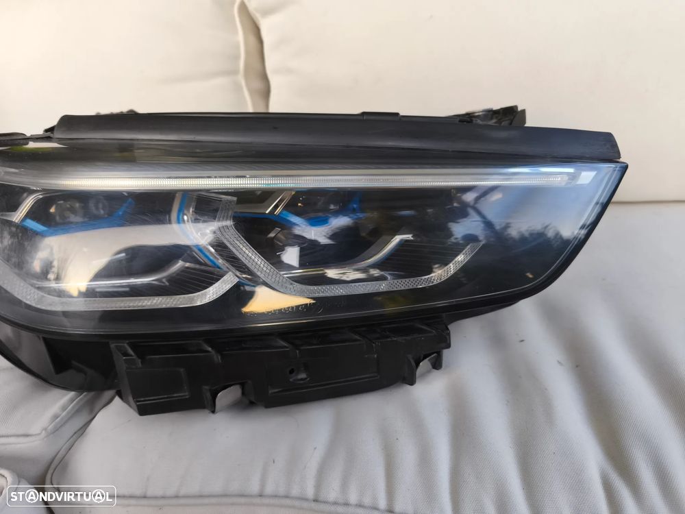 Farol direito Laser BMW serie 8 G14 G15 G16 M8 - 2