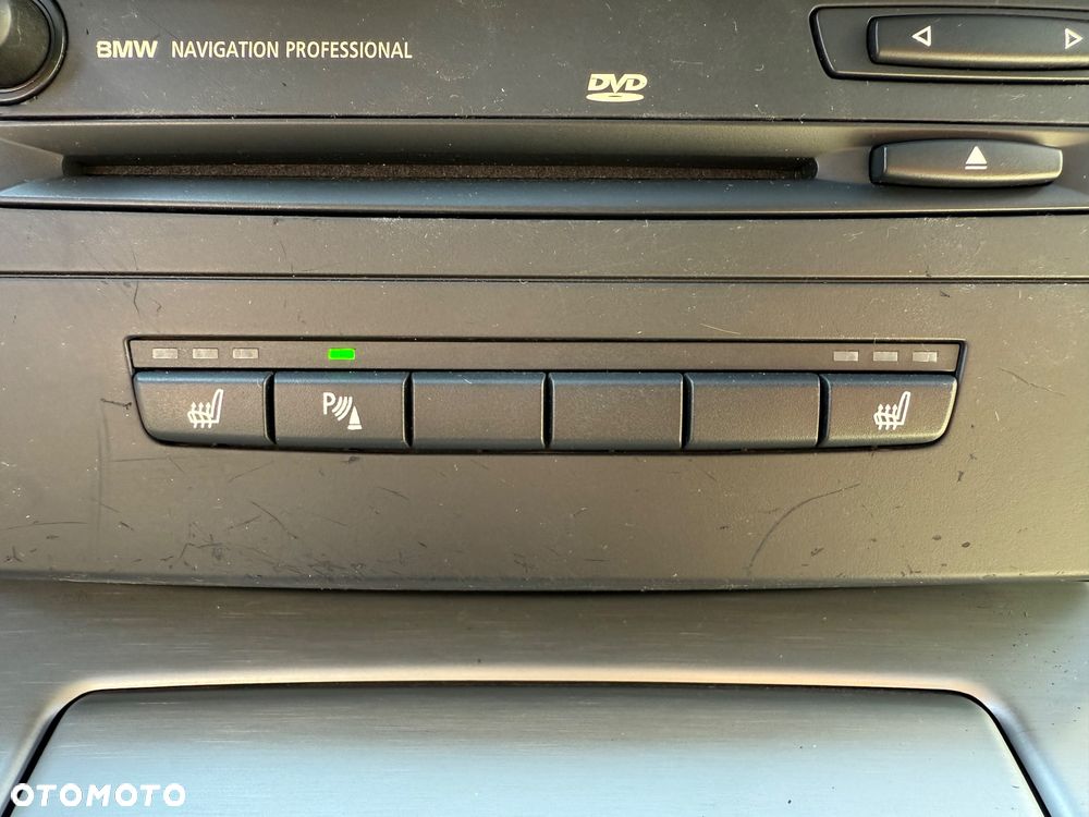 BMW Seria 3 325i Touring - 25