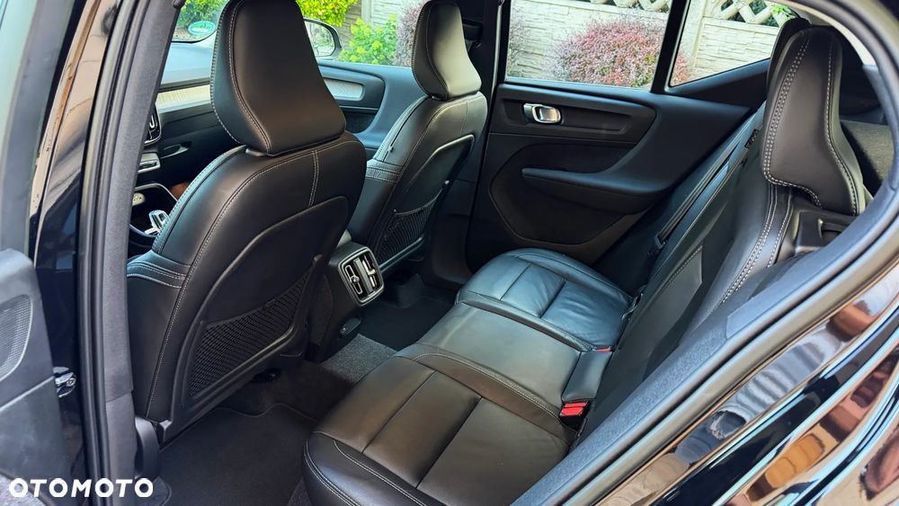 Volvo XC 40 B4 B Geartronic Inscription - 24