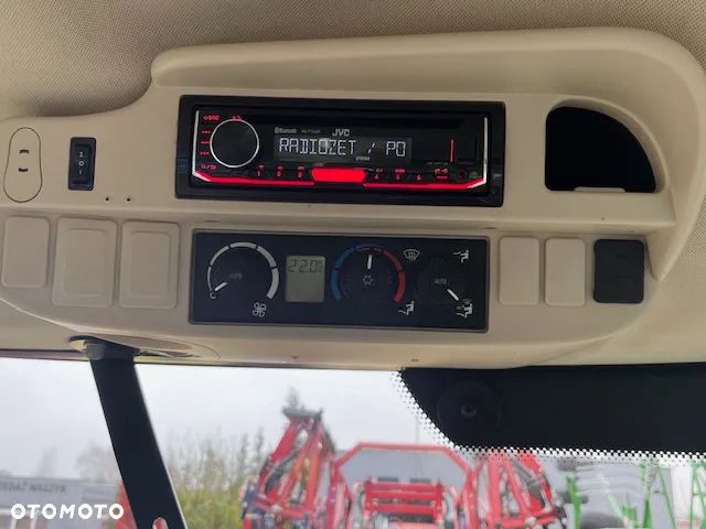 John Deere 6210R - 8