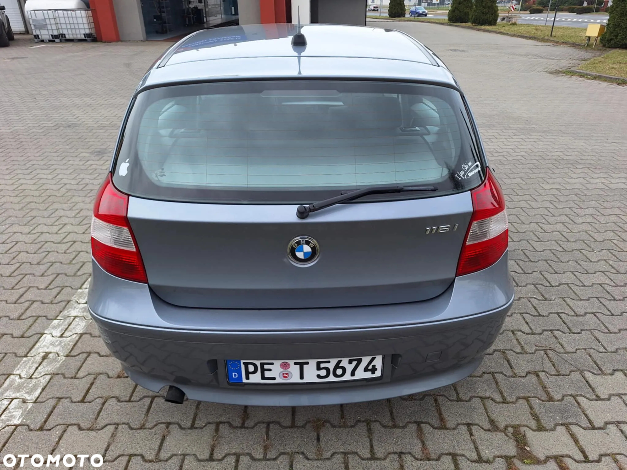BMW Seria 1 116i - 11