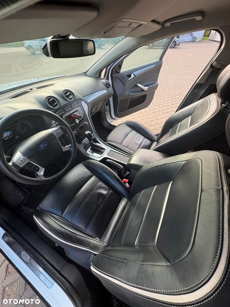 Ford Mondeo 2.0 TDCi Titanium X - 14