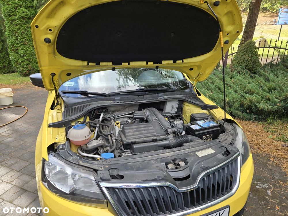 Skoda RAPID 1.2 TSI Active - 16