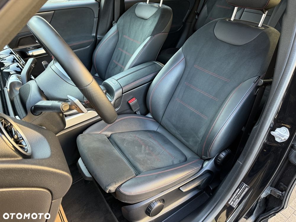 Mercedes-Benz GLB 200 d 8G-DCT AMG Line - 29