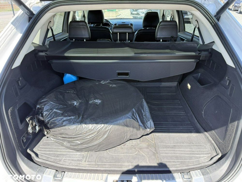 Ford Edge 2.0 TDCi Bi-Turbo 4x4 ST-LINE - 39