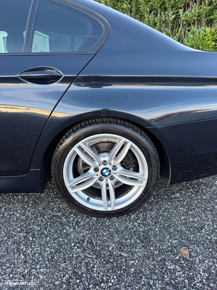 BMW 525 d Pack M Auto - 14
