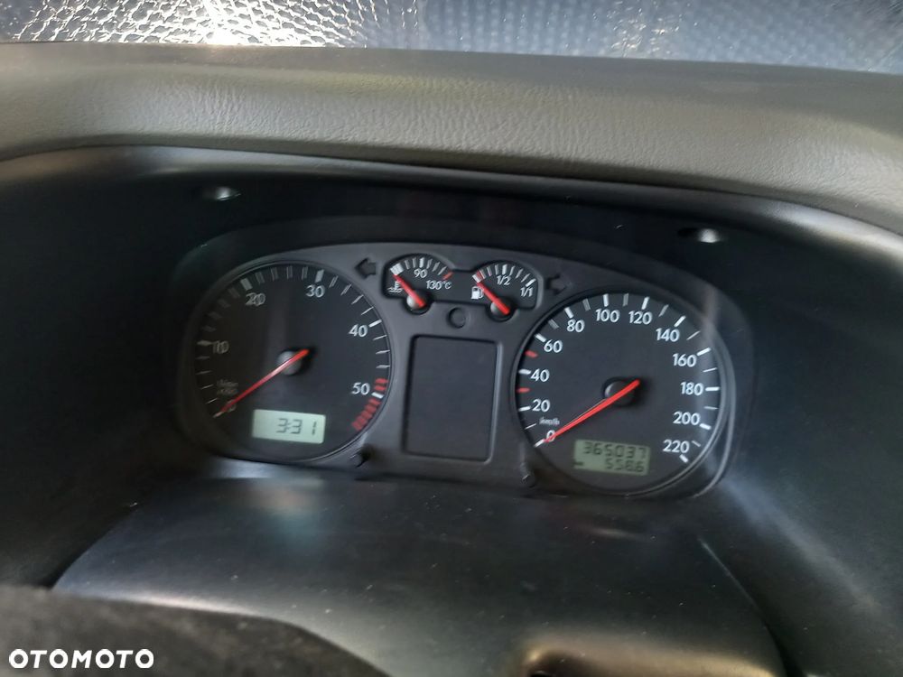 Volkswagen Multivan - 5