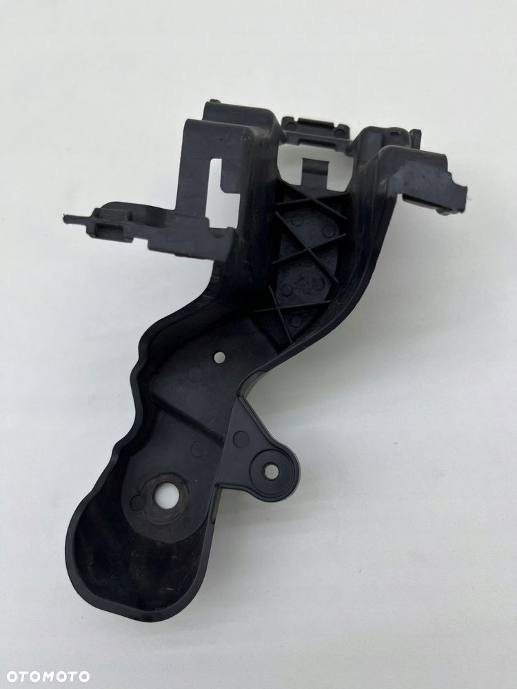 MERCEDES W205 ŚLIZG ZDERZAKA PRAWY TYŁ A2058851214 - 3