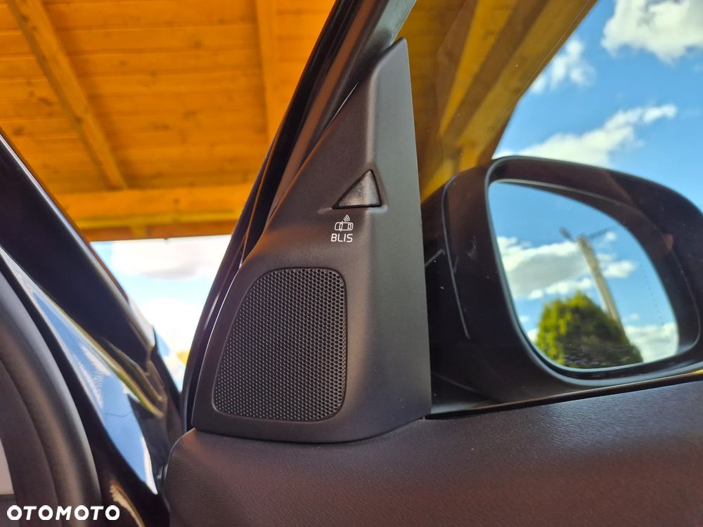 Volvo V60 D3 Summum - 39