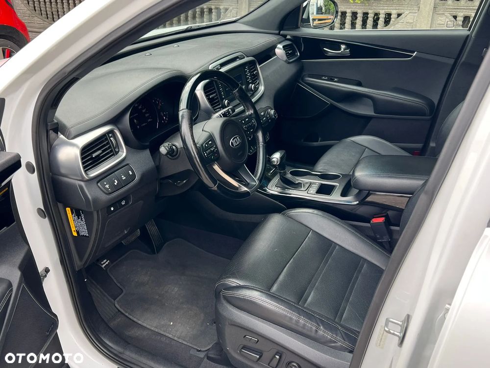Kia Sorento - 24