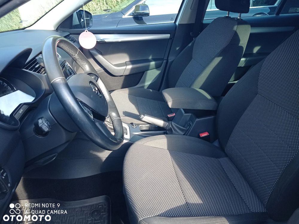 Skoda Octavia 2.0 TDI Ambition DSG - 5