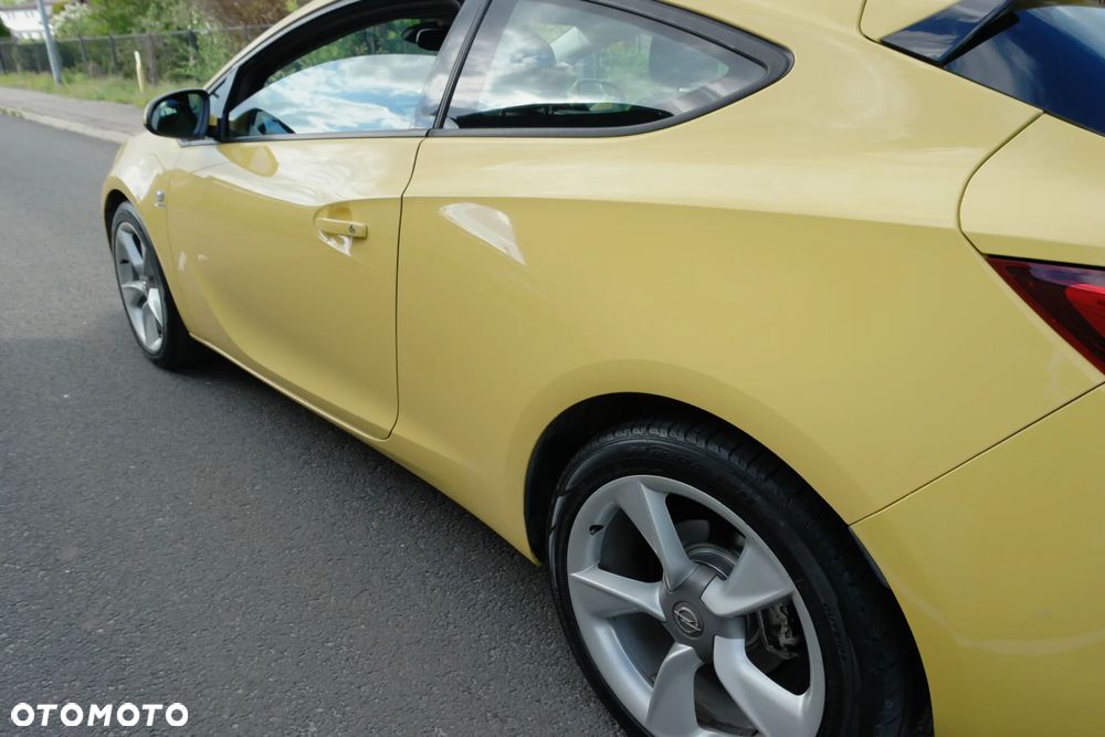 Opel Astra - 10