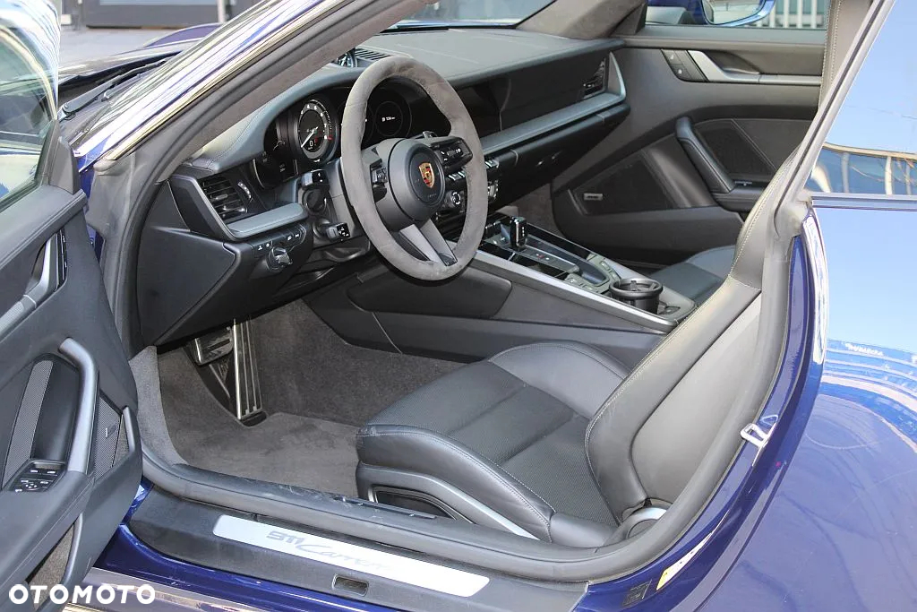 Porsche 911 Carrera S - 7