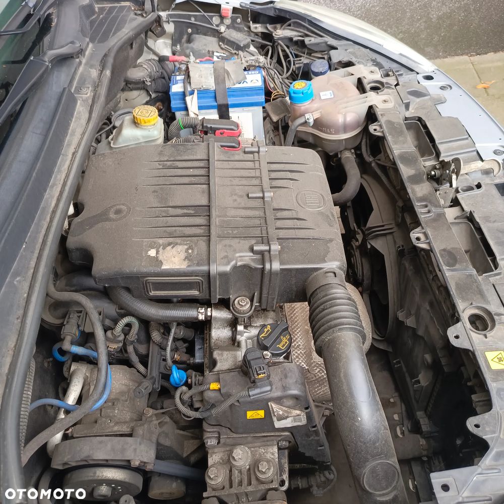 Fiat Punto 1.2 8V - 6