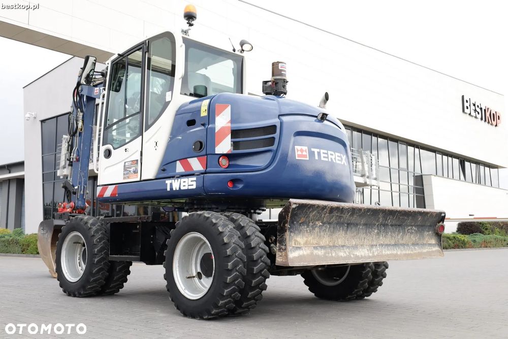 Terex Schaeff TW85 - 9