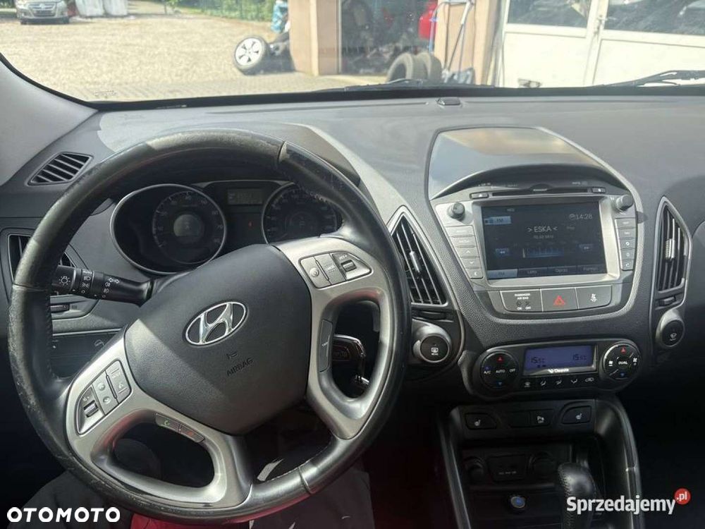 Hyundai ix35 - 12