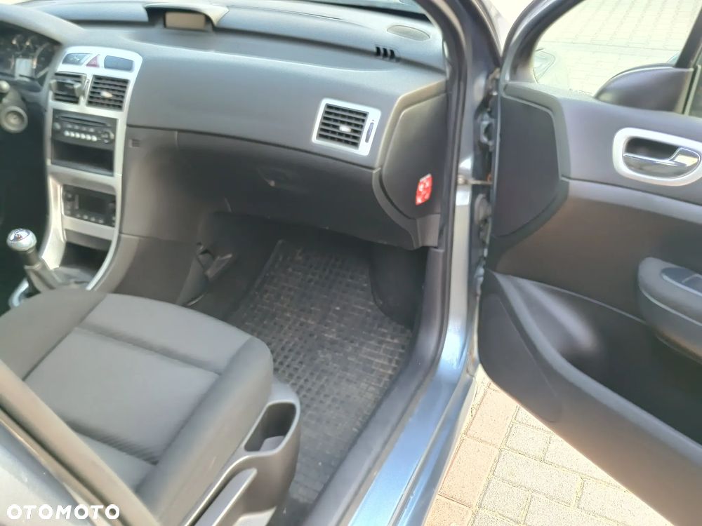Peugeot 307 1.6 HDi - 15