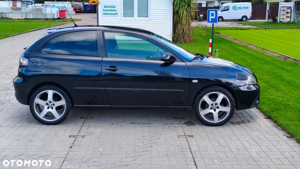 Seat Ibiza 2008 photo 3