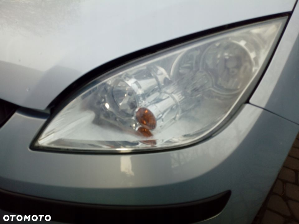 Mitsubishi Colt VI lampa przod przednia prawa - 2