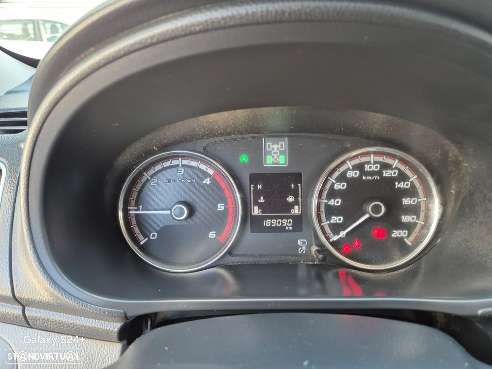 Mitsubishi L200 2.4 DI-D CD Intense Space Cab Strakar 4WD - 10