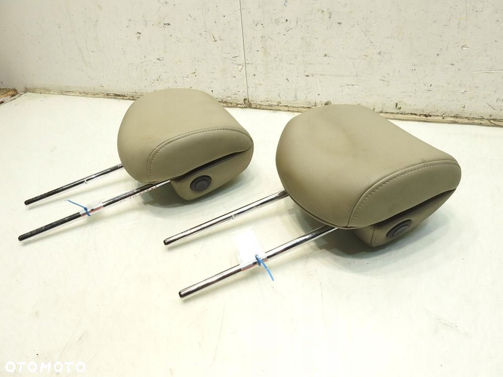 ZAGŁÓWEK ZAGŁÓWKI PRZÓD RENAULT SCENIC III - 4