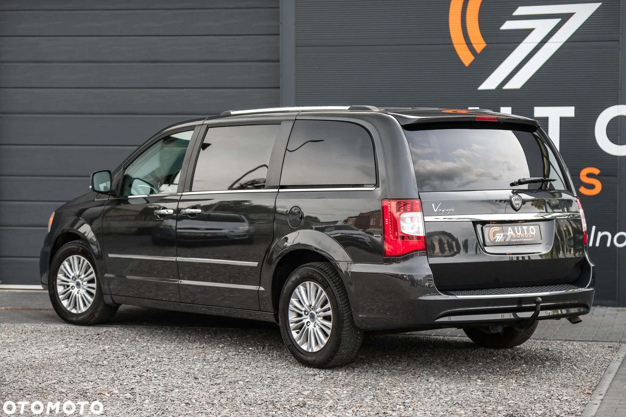 Lancia Voyager - 11