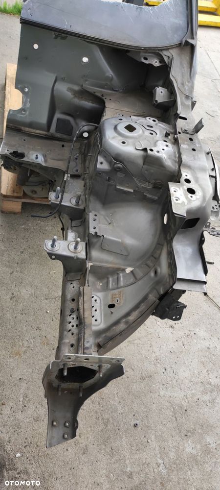 ćwiartka podłużnica lewa przednia słupek a b LAND ROVER DISCOVERY SPORT 550 - 5