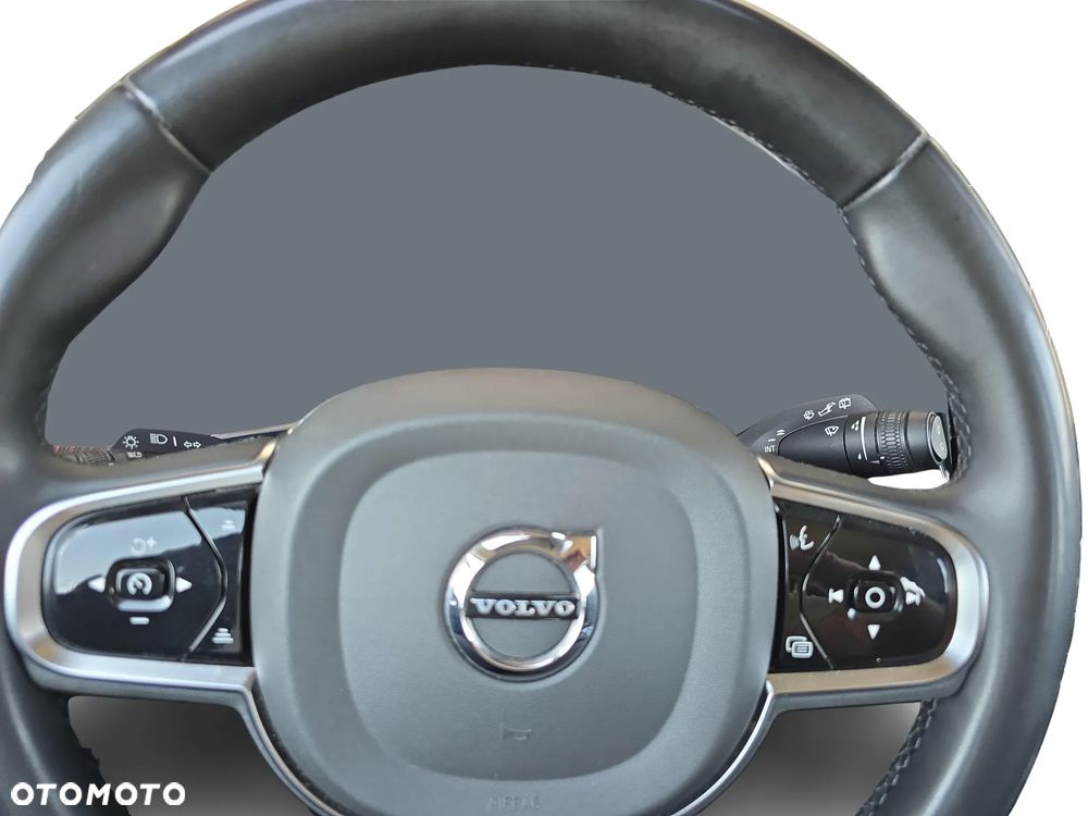 Volvo XC 60 B4 D AWD Plus Dark - 15