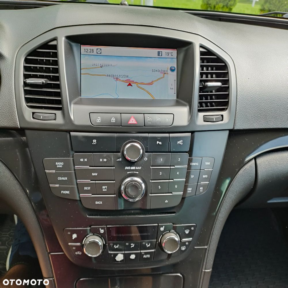 Opel Insignia 2.0 CDTI - 11