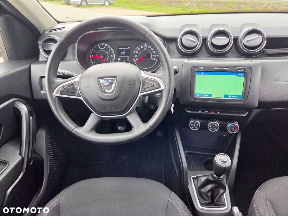 Dacia Duster 1.6 SCe Prestige - 35