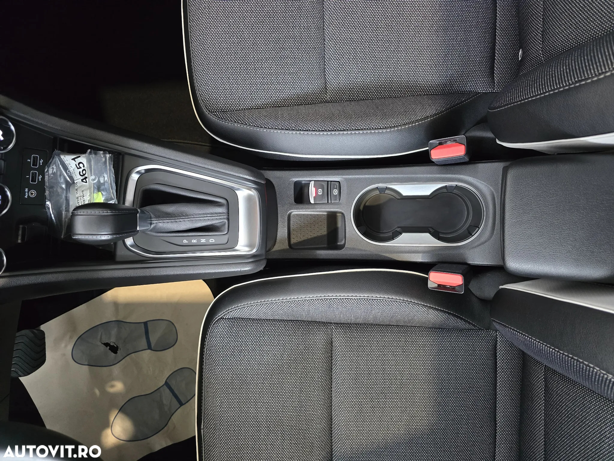 Renault Captur TCe 140 EDC Intense - 9