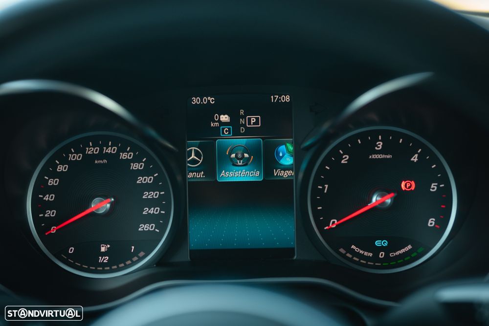 Mercedes-Benz C 300 de AMG Line - 29