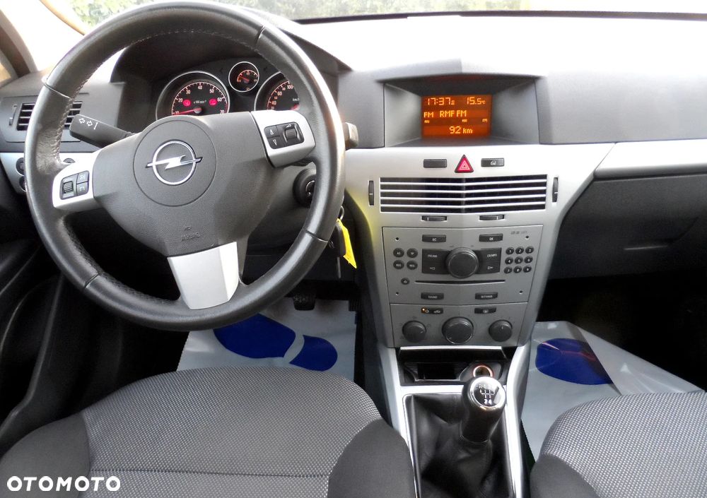 Opel Astra - 22
