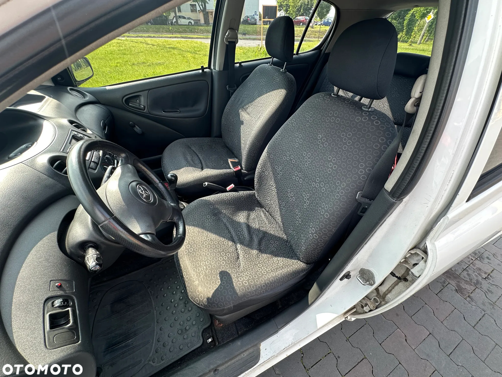 Toyota Yaris - 8