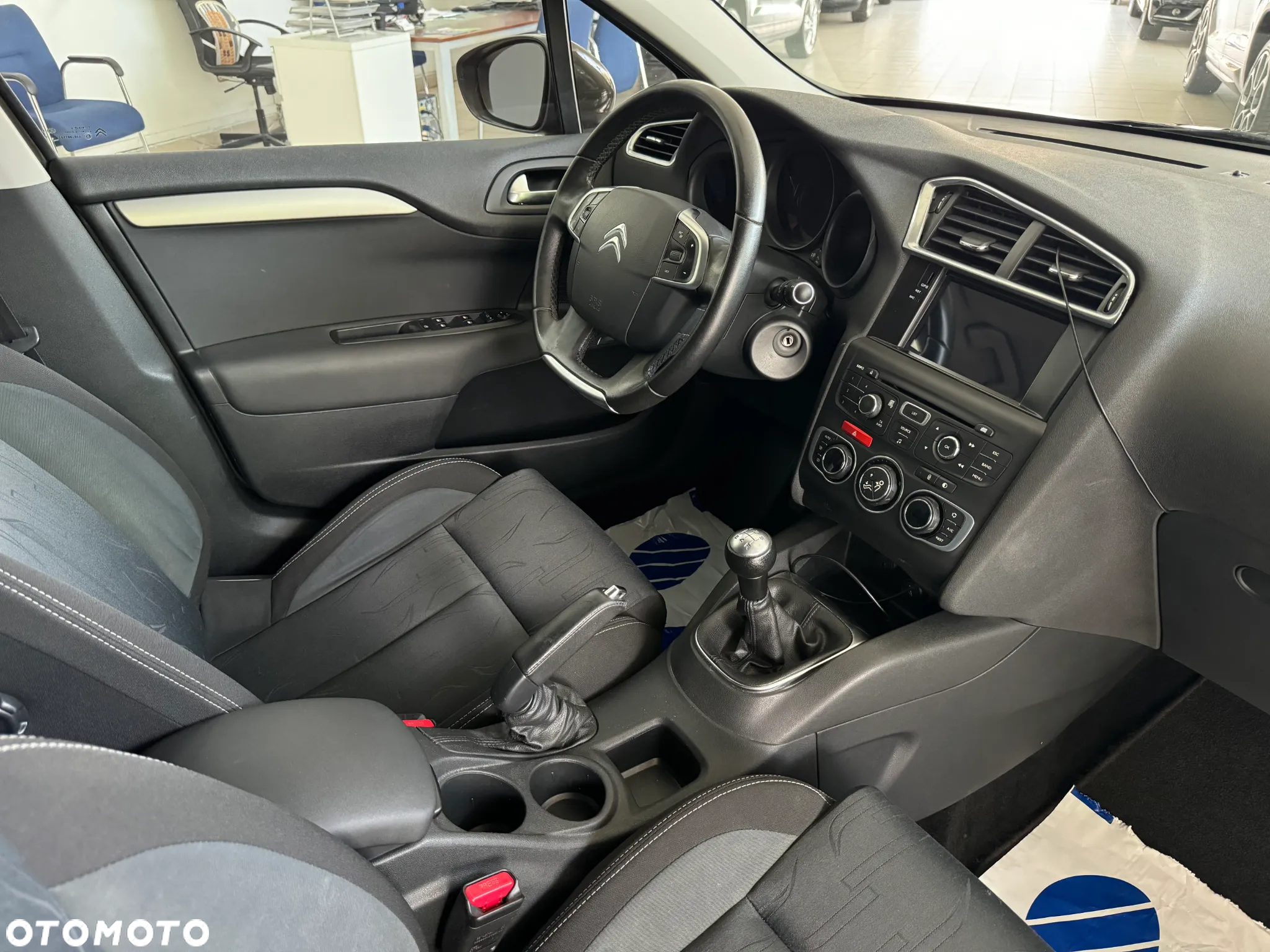 Citroën C4 1.6 VTi Attraction - 19